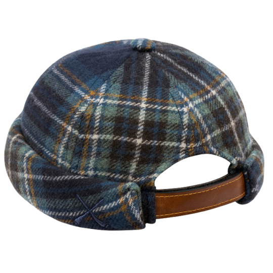 Navy tartan Miki worn by a bearded Renaissance man